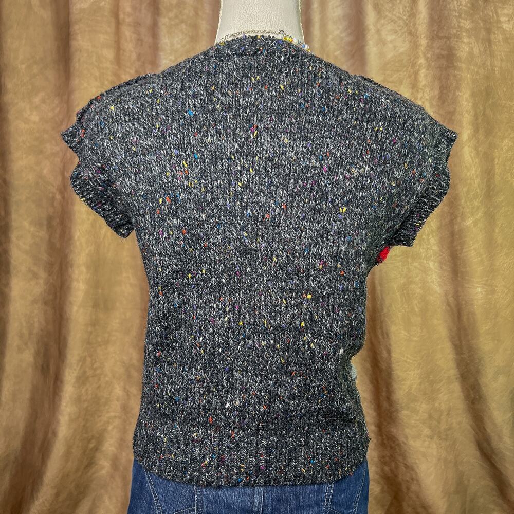 Vintage Sleeveless Sweater 80s Knit Striped Gray Red Acrylic Skater Academia - Picture 5 of 6